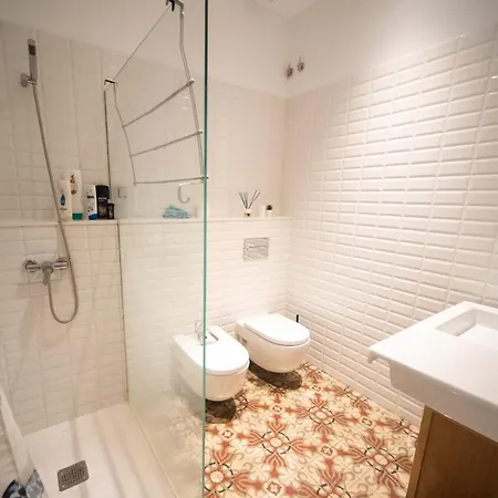 Born - St Caterina Hostel Barcelona