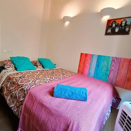 Born - St Caterina Hostel Barcelona